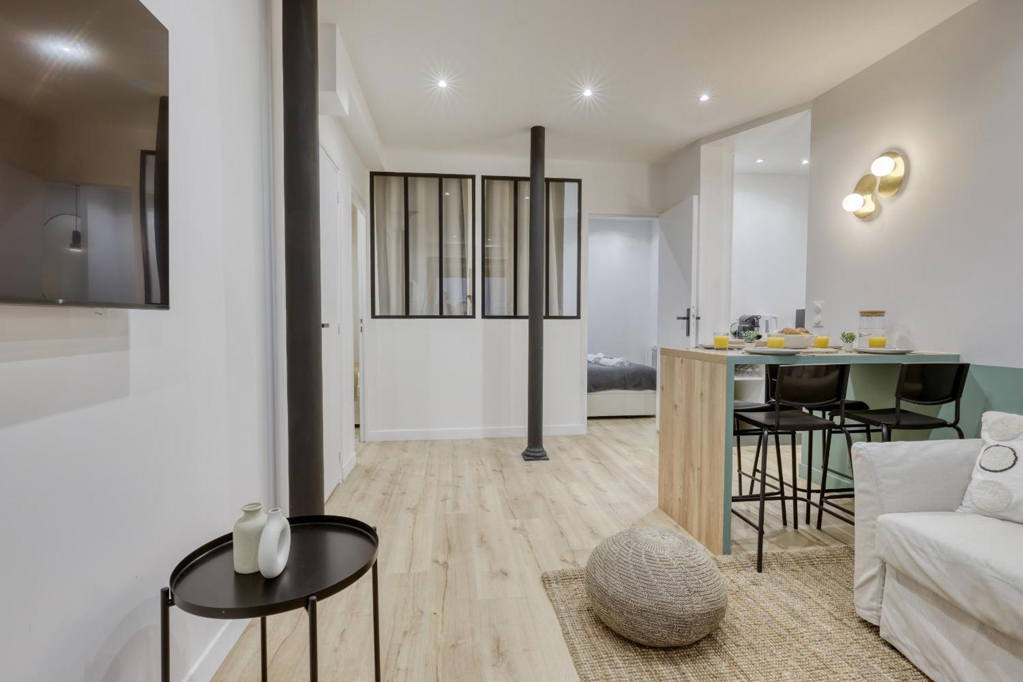 And New 2 Bedrooms Flat - Heart Of 02 Parigi